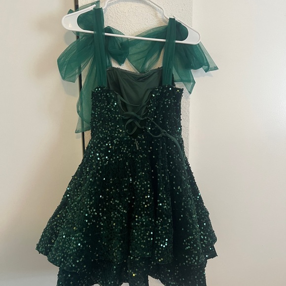 Emerald Green Party Dress with Tulle Bow Accents - Picture 2 of 13